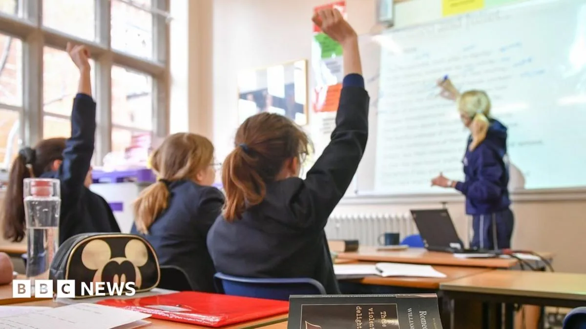 Welsh Schools Face Staff Cuts as Budget Pressures Mount, Survey Warns
