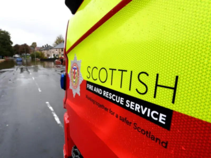 West Lothian Fire Officer Warns Against Swimming in Cold Rivers and Reservoirs