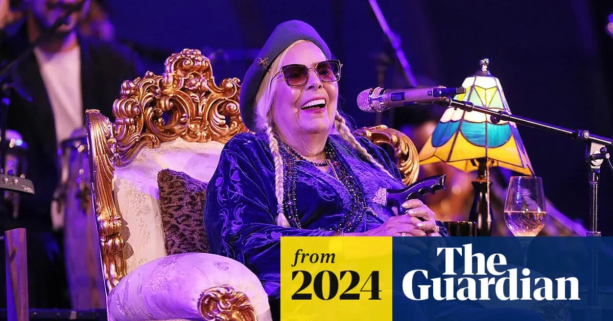Joni Mitchell Slams Donald Trump at Los Angeles Concert