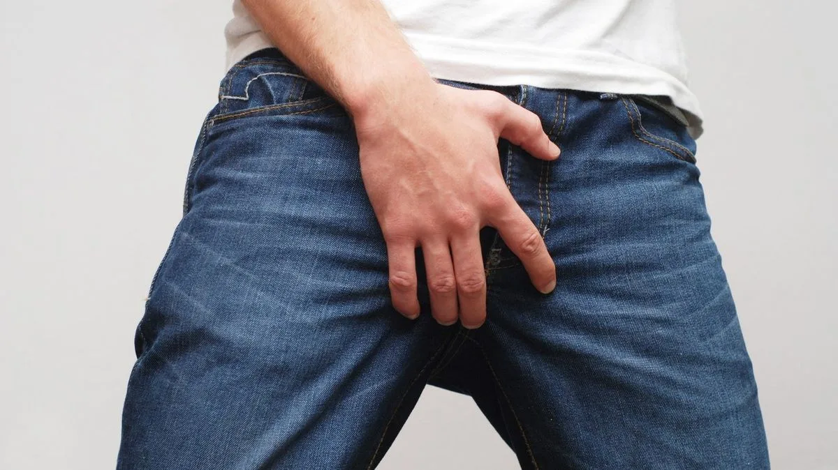 Scientist explains why human penises are 'conservative' compared to other animals