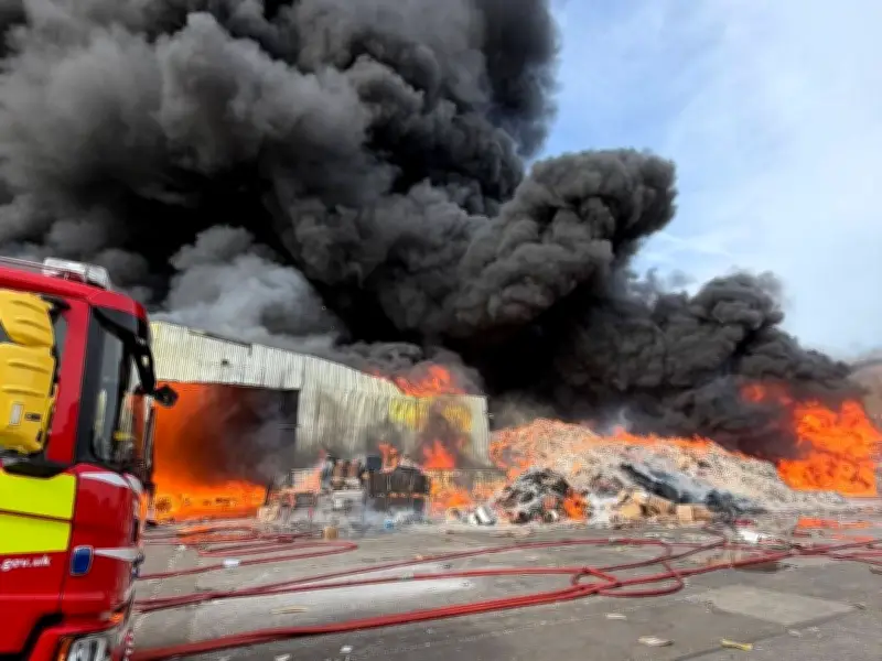 Widnes Recycling Plant Fire Caused by Damaged Vape Battery