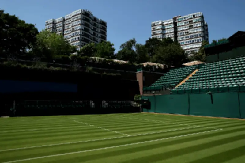 Wimbledon Qualifying Suspended After Power Outage Amid Extreme Heat