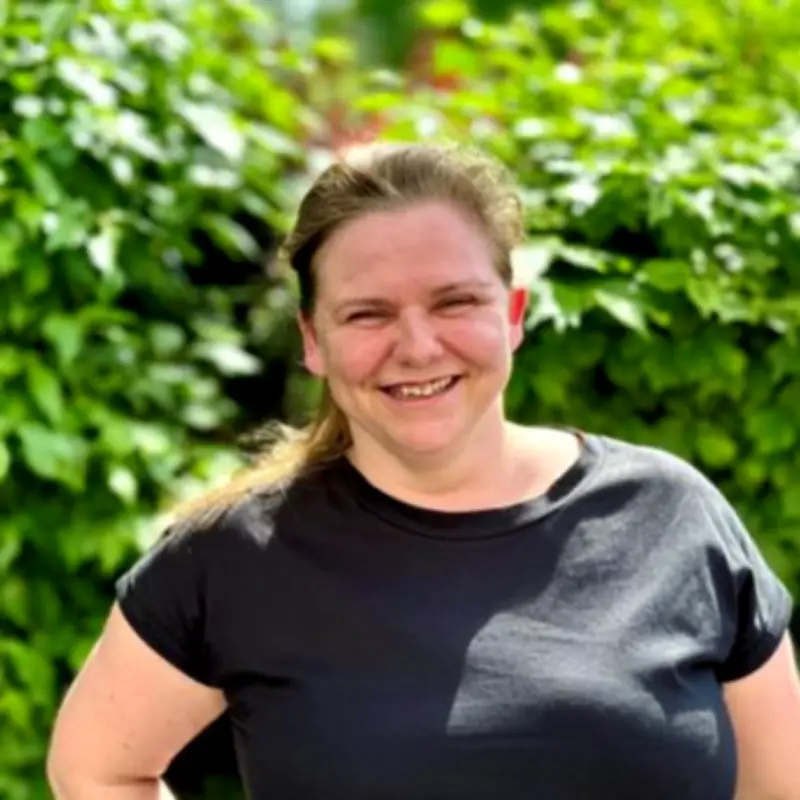 Wishaw Woman Urges Open Talks on Cervical Screening After Cancer