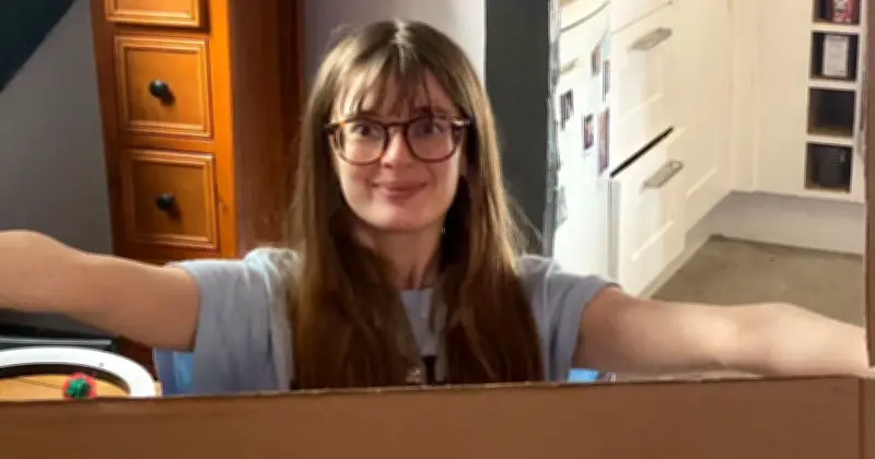 Woman, 25, Dies 10 Days After Cancer Diagnosis Initially Mistaken for Chest Infection