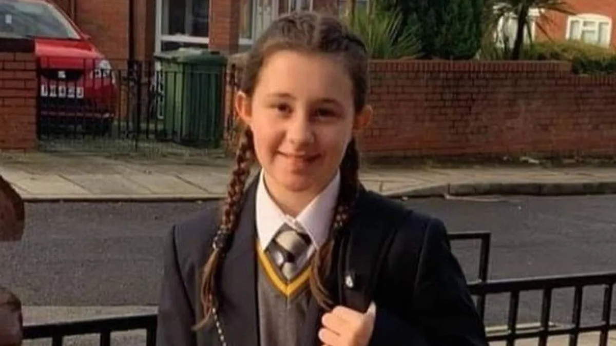 Ava White Begged Friends 'Don't Leave Me' After Stabbing, Court Hears