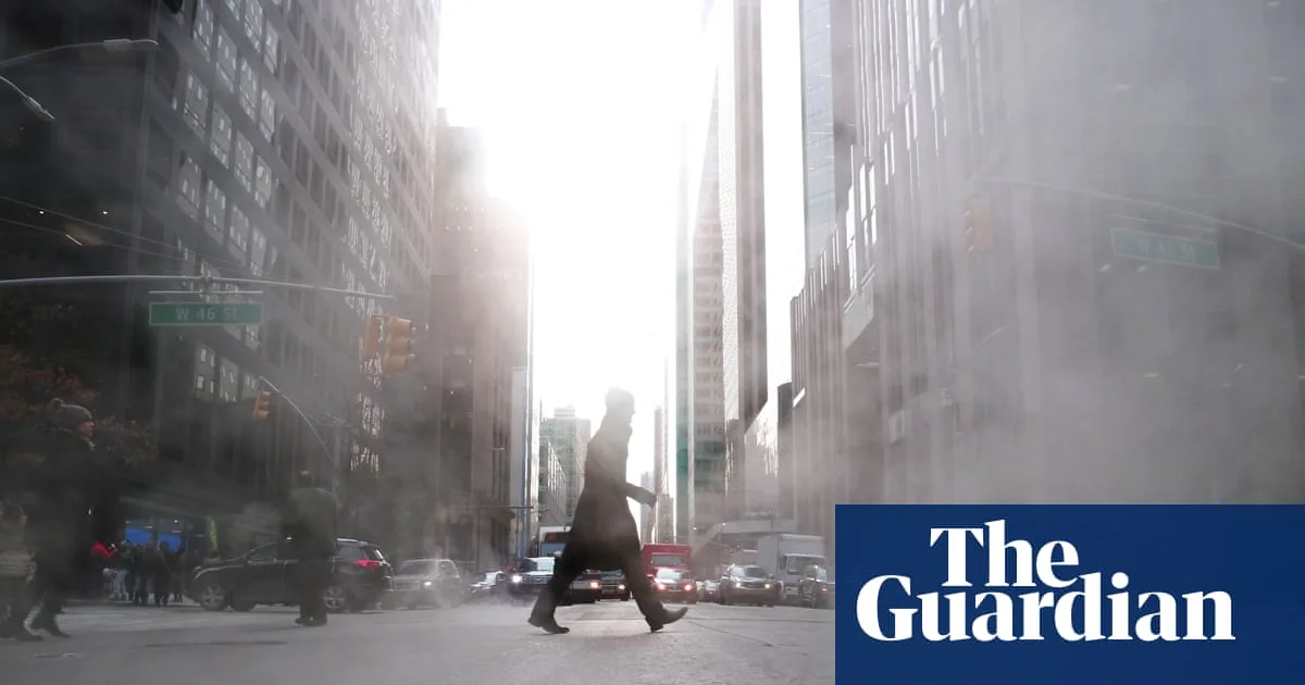 Woman Dies After Falling Into Uncovered Manhole on Fifth Avenue