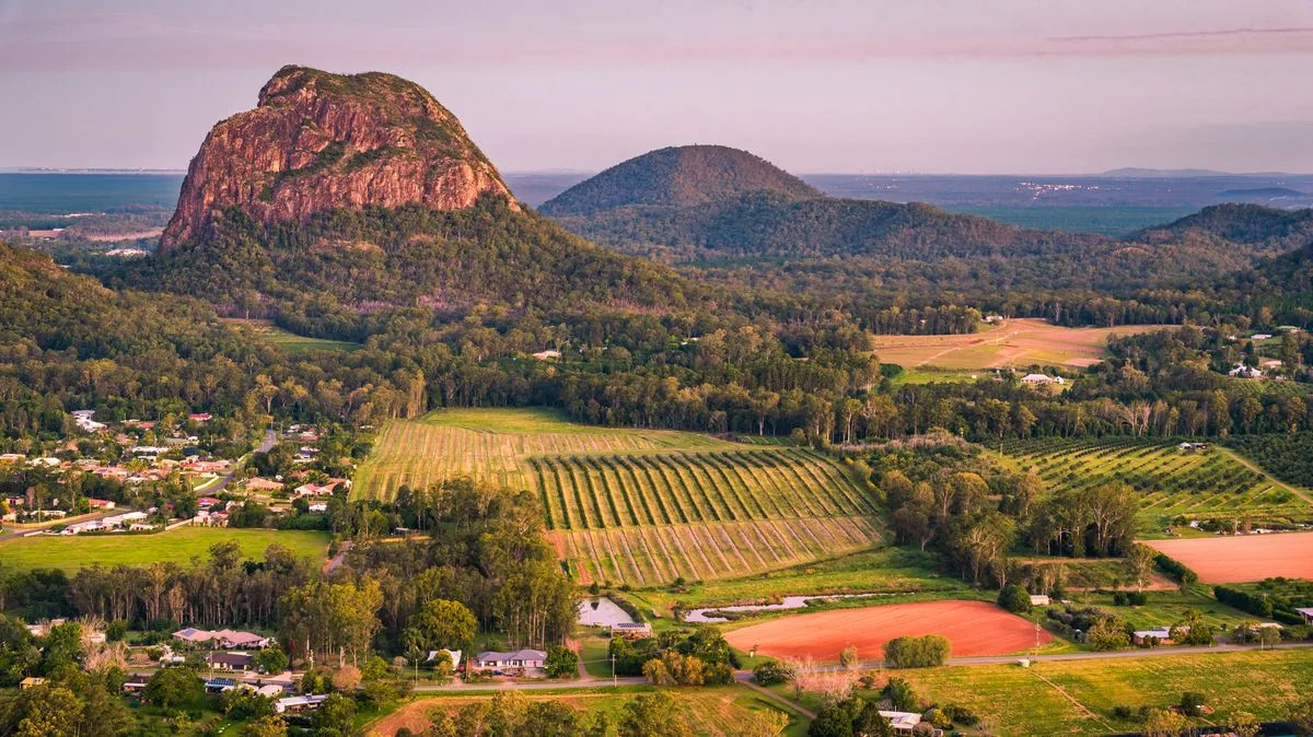Woman Found Dead on Sunshine Coast Mountain After Hiker Hears Screams