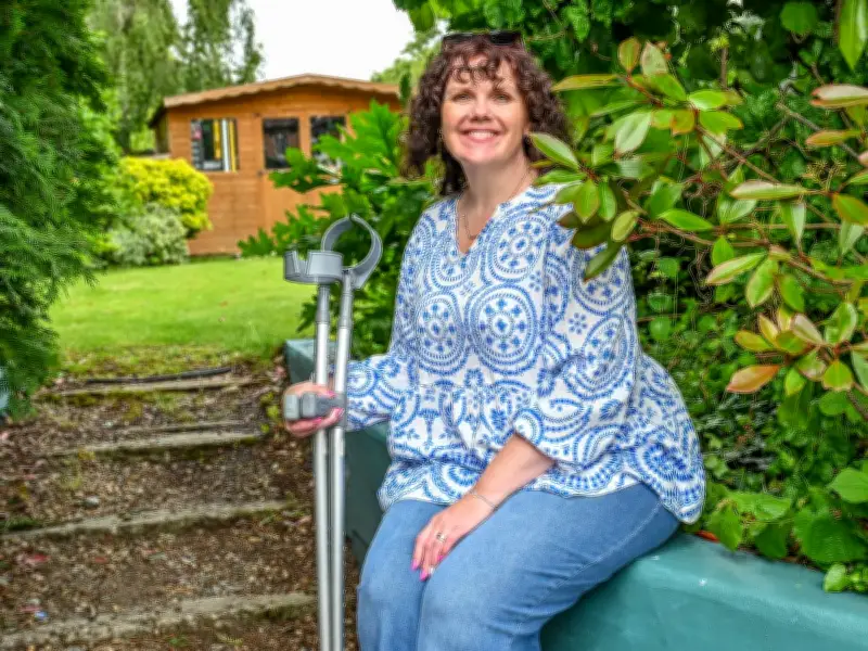 Woman Mistook FND Symptoms for Burnout, Now Uses Wheelchair
