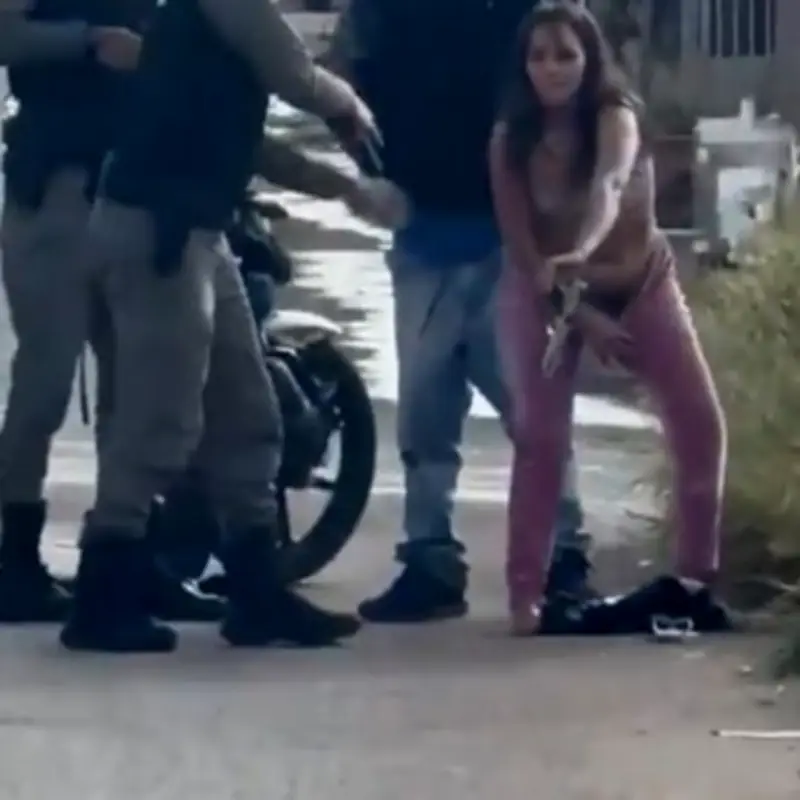 Woman pulls loaded pistol from vagina during police stop in Brazil