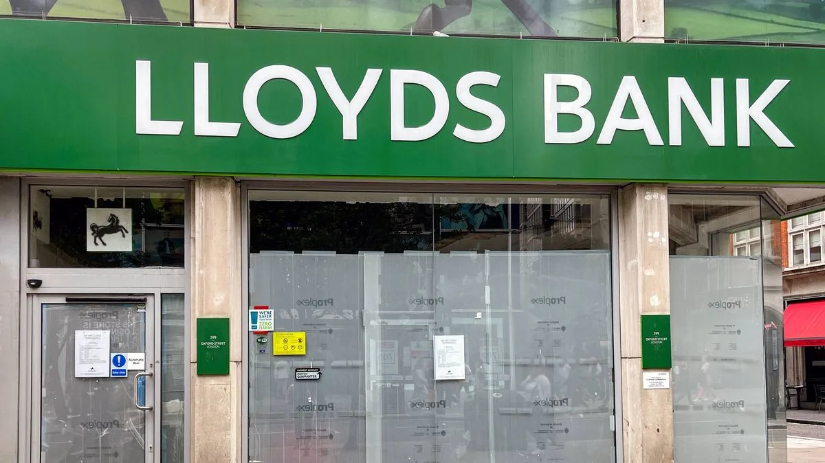 Woman forced to travel nearly 100 miles to deposit HMRC cheque after rule change