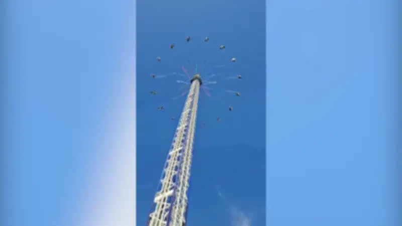 World's Tallest Travelling Fairground Ride Elevate85 at The Hoppings