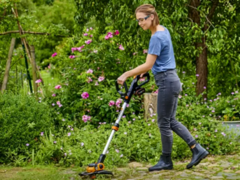 Worx Cordless Grass Trimmer Drops to £78.99 in Early Prime Day Deal