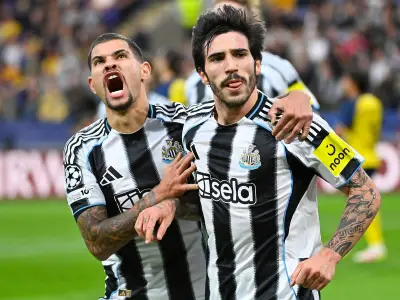 Carragher: Newcastle may sell Guimaraes or Tonali for highest fee
