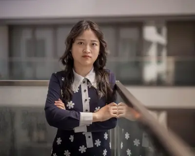 Chinese Activist in UK Sues Apple Over Non-removal of Deepfakes
