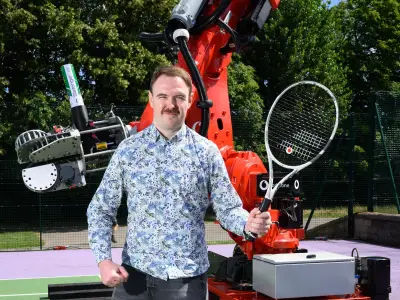 Daily Star Reporter Beats Robot Jannik Sinner Serve, Challenges Real Player