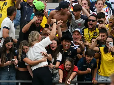 Ecuador Boss Beccacece Jumps Into Crowd After World Cup Win Over Germany
