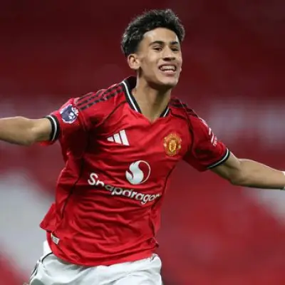 JJ Gabriel gets Man United debut update as pre-season plans set
