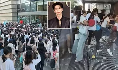 Netflix Star Zhang Linghe Event Canceled After Fans Smash Mall Glass Doors