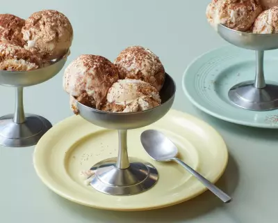 No-Churn Tiramisu Ice Cream: Easy Recipe with Mascarpone Layer