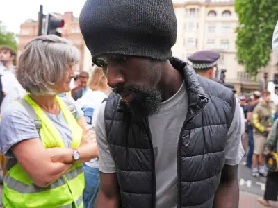 Serial fare dodger with 100+ convictions warned of prison over £3k fines