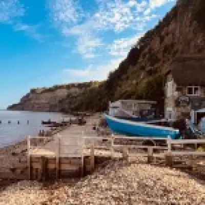 Shanklin: UK's Sunniest Town with Golden Beaches and Pubs