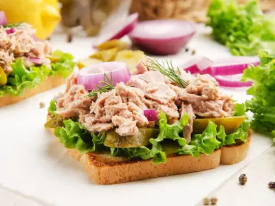 Swap Mayo for Olive Oil in Tuna Sandwich for Better Flavor