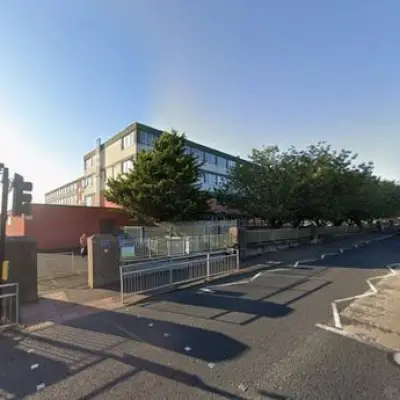 Tory Leader Claims Ardrossan Academy 'Not Fit for a Kennel'