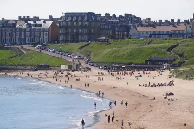UK Red Warning: Extreme Heat and Humidity Set to Break Records