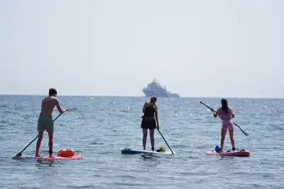 UK Schools Close as 40C Heat Dome Brings Record June Temperatures