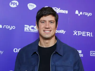 Vernon Kay Says He Will Miss Gary Davies Before Sara Cox Takes Over BBC Radio 2 Breakfast Show