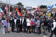 14 Arrests as Protesters Clash Outside London Synagogue Over Israeli Property Show