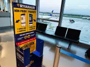 £25 Primark Suitcase Fits Ryanair Rules After Wheel Removal
