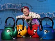 Airdrie Town Hall Welcomes Artie from Singing Kettle for 10-Year Anniversary Show
