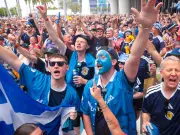American Slams English Fans as 'Not Fun' Compared to Scots at World Cup