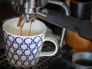 Barista Settles Flat White vs Latte Debate Once and For All