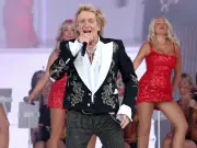 BBC Viewers All Say Same Thing Minutes Into Sir Rod Stewart's Glastonbury Repeat