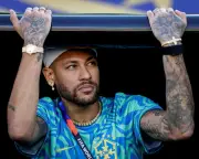 Brazil's World Cup Hopes: Neymar Debate, Team Struggles Ahead of Scotland Clash