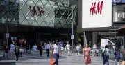 Brits Urged to Visit Shops and Libraries During Heatwave