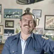Cheers Star John Ratzenberger Welcomes England Fans to Boston, Predicts World Cup Win