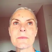 Coronation Street's Tracy Shaw in Tears After A&E Visit During Chemo