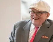 David Hockney, Renowned British Artist, Dies at 88