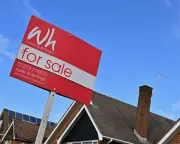 Debate Over Grants for Young and Wealth Inequality
