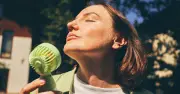 Doctor Shares Simple Ice Pack Hack to Cool Down During UK Heatwave