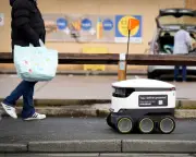 England to Allow Delivery Robots on Pavements Amid Safety Concerns