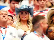 England WAGs Unite at World Cup: Megan Pickford's Cowboy Hat Steals Show in Dallas
