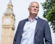 Ex-defence minister Al Carns slams 'unbelievable' waste and inefficiency at MoD