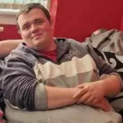 Football fan, 28st, told he wouldn't see 30, loses 17st after collapse