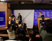 Hanson Attacks Multiculturalism; Sandilands Settles; Travel Advice Lowered