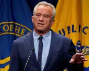 Health Experts Condemn RFK Jr's 'Authoritarian' Hantavirus Quarantine Order