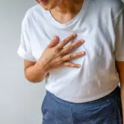 Heart Attack Symptoms in Women Often Mistaken for Anxiety, Doctor Warns